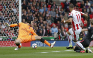 Thất bại trước Jese, Petr Cech bị gọi là 'gián điệp'