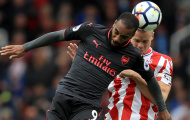 Wenger lên tiếng đòi công bằng cho Lacazette