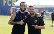 Nụ cười trở lại trên gương mặt các cầu thủ Barca