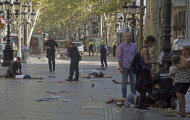 Sao Barcelona xông xáo trợ giúp nạn nhân sau vụ khủng bố tại phố đi bộ
