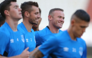 Chia tay tuyển Anh, Rooney vẫn cười tươi trên đất Croatia