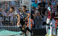 Newcastle 3-0 West Ham: Khủng hoảng không lối thoát