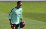 Ronaldo tập sung sức, sẵn sàng bùng nổ