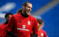 Gareth Bale cười hết cỡ trên sân tập, sẵn sàng tỏa sáng