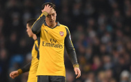 Mesut Ozil viết tâm thư chỉ trích huyền thoại Arsenal