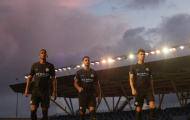 Man City tung áo đấu thứ ba theo phong cách 'nhà binh'