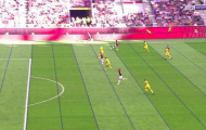 CĐV AC Milan 'sôi máu' vì công nghệ VAR