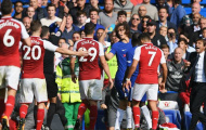 Conte lẫn tránh câu hỏi về chiếc thẻ đỏ của Luiz