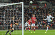Tottenham 1-0 Barnsley: Llorente ra mắt ấn tượng