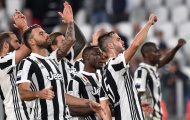 Tiếp tục chiến thắng, Juve cùng Napoli song hành trên BXH