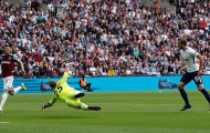 5 điểm nhấn West Ham 2-3 Tottenham: Ghế Bilic chỉ còn... 1 chân