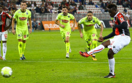 Nice 2-2 Angers: Balotelli giải cứu chủ nhà