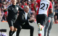 Mourinho dùng tiểu xảo để câu giờ cho học trò