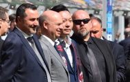CEO Milan lên tiếng cảnh cáo HLV Montella