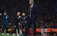 Wenger bênh vực trọng tài trong tình huống gây tranh cãi