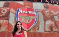 Nicole Holliday - MC xinh đẹp của CĐV Arsenal