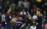 Neymar đá penalty cho PSG, Cavani là người đầu tiên đến chia vui