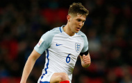 John Stones có trận đấu khó nhằn trước Slovenia