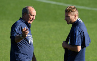 Immobile căng thẳng nghe Ventura chỉ đạo