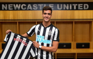 Sao trẻ Newcastle tươi rói trong ngày được mua đứt