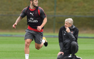 Muốn vô địch, Arsenal cần 'bác sỹ tâm lý' Wenger
