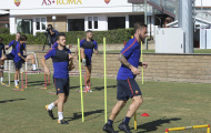 Dàn sao Roma căng thẳng trước trận chiến với Chelsea