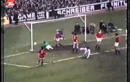 Trận cầu giữa Huddersfield vs Manchester United (1971)