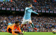 5 điểm nhấn Man City 3-0 Burnley: Silva ăn vạ? Aguero lập kỷ lục