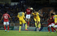 Tổng hợp vòng 22 V-League 2017: Quảng Nam và Thanh Hóa tự bắn vào chân, Hà Nội FC trở lại ngôi đầu