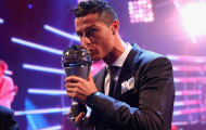 Áp đảo Messi, Ronaldo giật giải 'Cầu thủ xuất sắc nhất năm 2017'