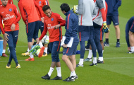 Sau thẻ đỏ, Neymar chủ động 'làm hòa' với Unai Emery