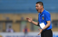 Thua ngược HAGL, HLV Hà Nội FC tố trọng tài