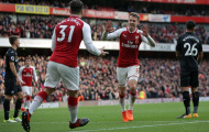 Arsenal nhọc nhằn hạ Swansea: Đã đến lúc 'tiễn' Sanchez, Ozil?