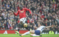 Thấy Lukaku bị NHM chê bai, Mourinho lên tiếng bênh vực