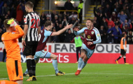 Ngựa ô Burnley hạ Newcastle trong trận cầu đậm chiến thuật