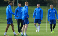 Khủng hoảng chưa qua, nhưng tiếng cười đã trở lại sân tập Everton