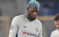 Tiemoue Bakayoko chơi tệ hại vs AS Roma