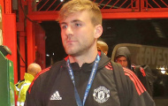 Mourinho không thèm nói chuyện với Luke Shaw