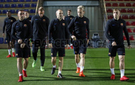 Barca tập thêm vào ban đêm trước thềm đại chiến với Sevilla