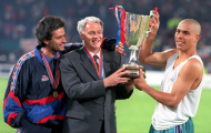 Jose Mourinho, từ thông dịch viên đến người kế thừa hoàn hảo của Van Gaal và Bobby Robson