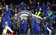 Bị Mourinho trách móc, Conte giải thích lí do không bắt tay sau trận