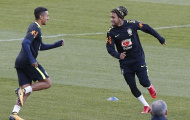 Neymar cười thả ga khi trở về tập trung cùng tuyển Brazil