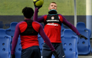 Southgate phá cách, cho hàng thủ tập 'bóng chuyền'