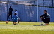 'Ronaldo con' xuất hiện, dàn sao Real 'quẩy' tưng bừng trong buổi tập