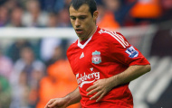 Gạt bỏ tình cảm, Liverpool không nên 'tái ngộ' với Mascherano