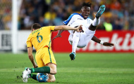 Honduras 'méo mặt' khi đấu sức với Australia
