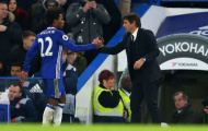 Willian tính đường tới Milan sau khi bật lại Conte