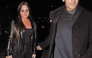 Neymar kết thân showbiz, sẵn sàng thay David Beckham?
