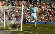 Suarez thông nòng, Barca 'rung đùi' chờ derby Madrid