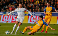 NHM sốc khi Ronaldo chịu kiến tạo để Benzema ghi bàn